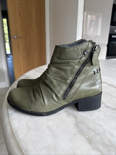 Woman ankle boots - woman’s,