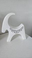 White Ceramic Goat Home Decor Ornament Animal Statue Pre-owned Good Condition