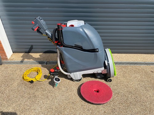 Numatic scrubber dryer - numatic, tt4045
