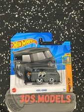 VOLKSWAGEN VW KOOL KOMBI GREY