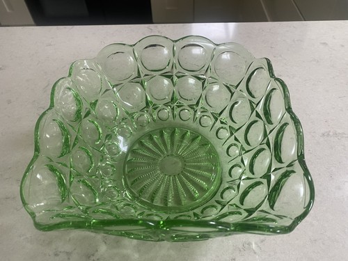 Vintage art deco green glass - art,