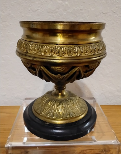 Vintage heavy brass jardiniere - heavy,
