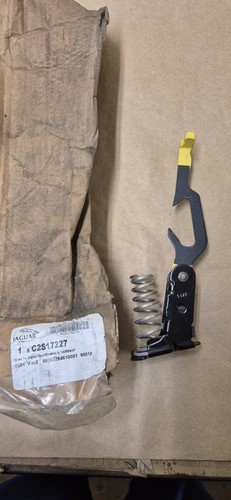 Jaguar type bonnet latch - bonnet,