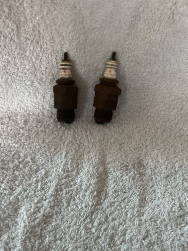 Champion spark plugs made - c-5,
