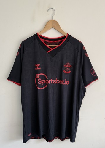 Southampton 2021 2022 third - southampton, fc