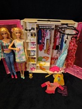 Barbie Fashionistas dolls
