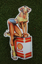 A  RISKE SHELL MOTOR OIL