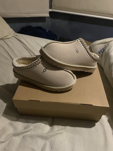 Women beige slippers - women’s,