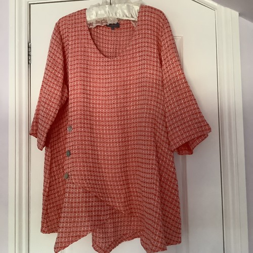 Sahara size bust tomato - size,
