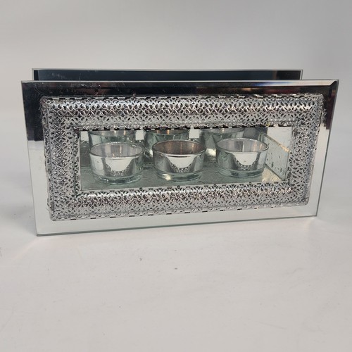 Mirrored silver tea light - mirrored,