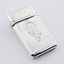 A FINE FRENCH ANTIQUE SOLID SILVER VESTA CASE C.1890s