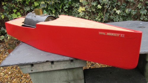 Mersey models miss - miss, 2