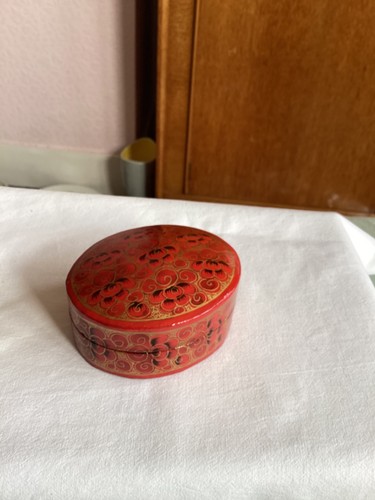 Vintage red paper - paper, box
