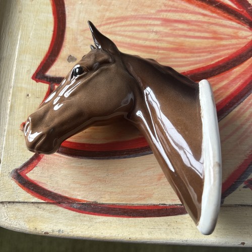 Vintage beswick 1382 hunter - beswick, "hunter"