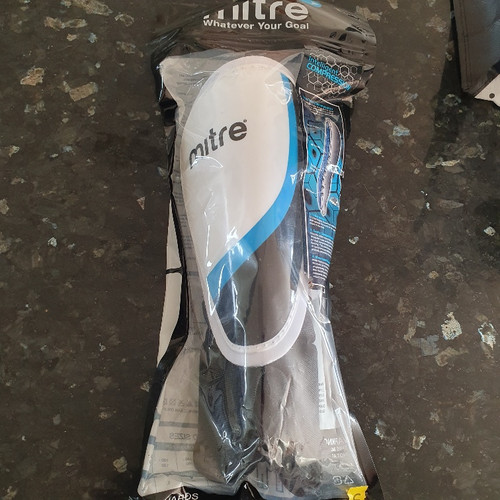 Mitre lagoa shinguards with - mitre,