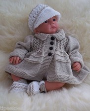 BABY KNITTING PATTERNS DK 30 TOMMY BABY OR REBORN DOLLS PRECIOUS NEWBORN KNITS
