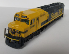 N Gauge Diesel Athearn Locomotive Santa Fe #5942 DCC Sound fitted-Good Condition