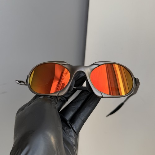 Y2k retro oakley metal - retro,