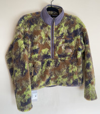 The North Face camo quarter
