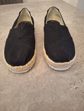 Ladies Tom's Size 3