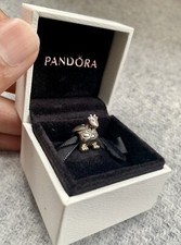 PANDORA WINNIPER CHARM, STAFF