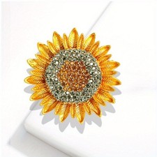 Gold Sunflower Brooch Elegant