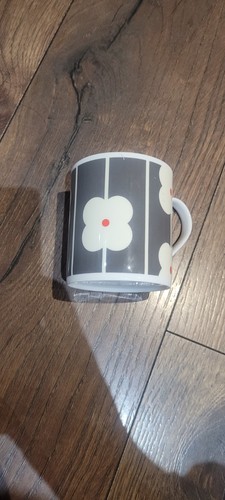 Orla kiely grey floral mug - orla,
