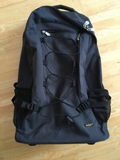 Black Member's London backpack with wheels and telescopic handle