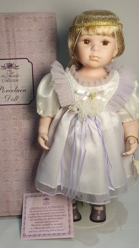 Porcelain doll - (675), 19"(50cm)