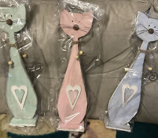 WOODEN CAT SET Off Three