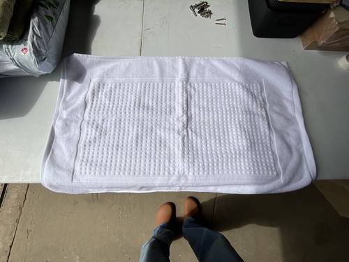 Bathroom and toilet rugs - 4,