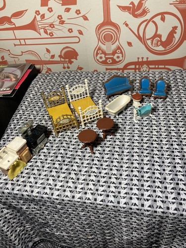 Vintage metal doll house - vintage,