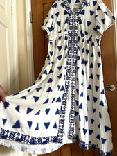 Monsoon White & Blue Print