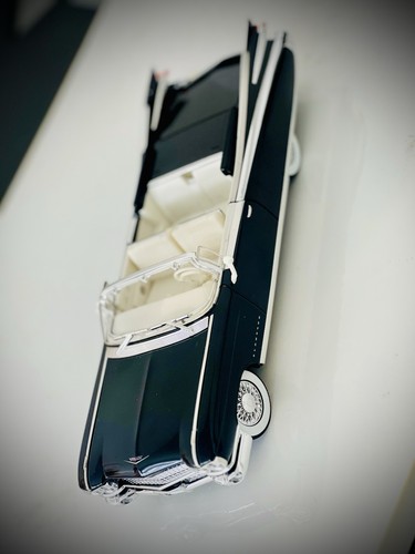 Diecast vehicle model car - model,