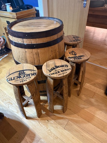 Whisky barrel bar - bar, &
