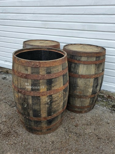 Whole barrel planter old - whole,