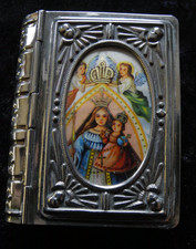 Old vintage metal silver box - silver,