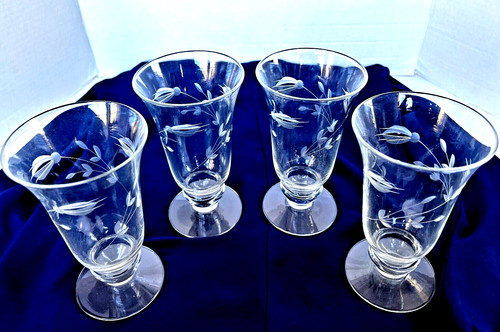 Crystal etched parfait - 4-crystal,