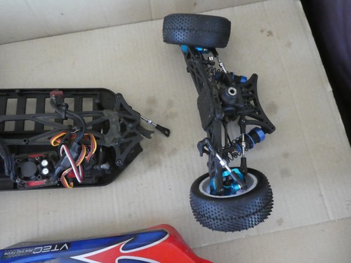 Lrp s10 blast brushless - lrp,
