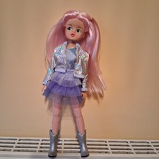 Sindy Kid Kreations Stylist