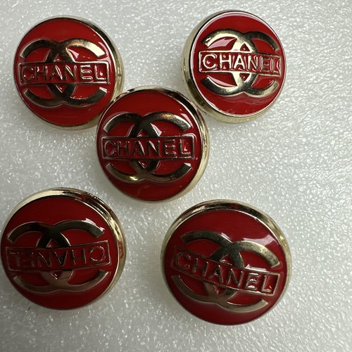 Red gold chanel buttons - &,