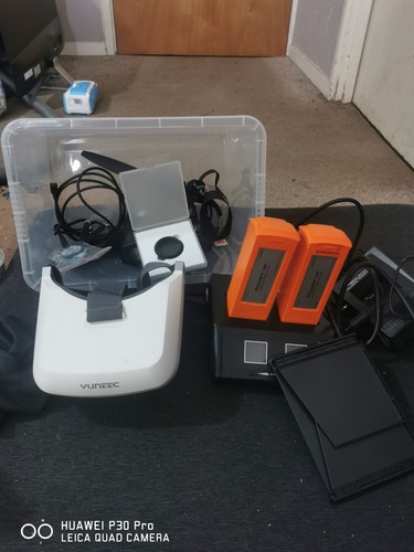 Yuneec dy5 battery charger - dy5, +2