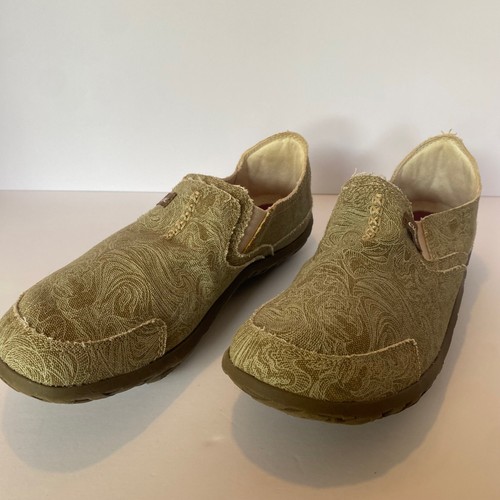 Cushe slipper women size - w,