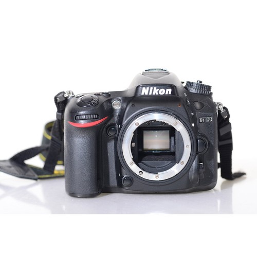 Nikon d7100 digital camera - nikon,