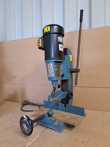 Bench top morticer woodwork - top,