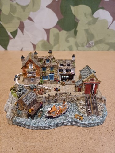 Danbury mint rnli lifeboats - danbury,