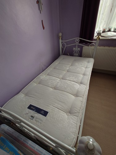 Single metal bed - metal, with