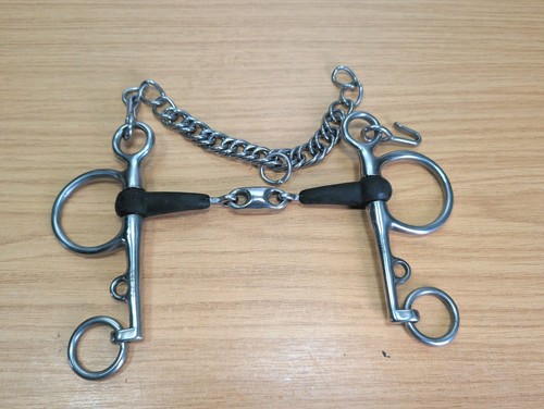 Jointed rubber pelham bit - jointed,