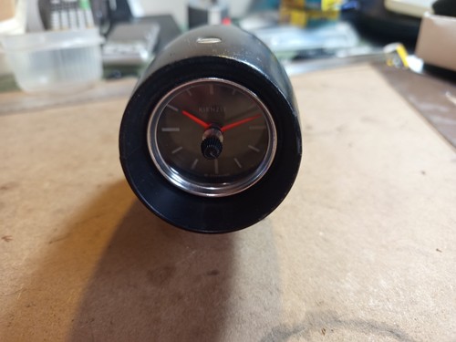Porsche kienzle clock - porsche, in