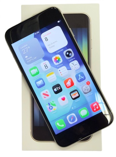 Apple iphone 3rd gen - se, gen.
